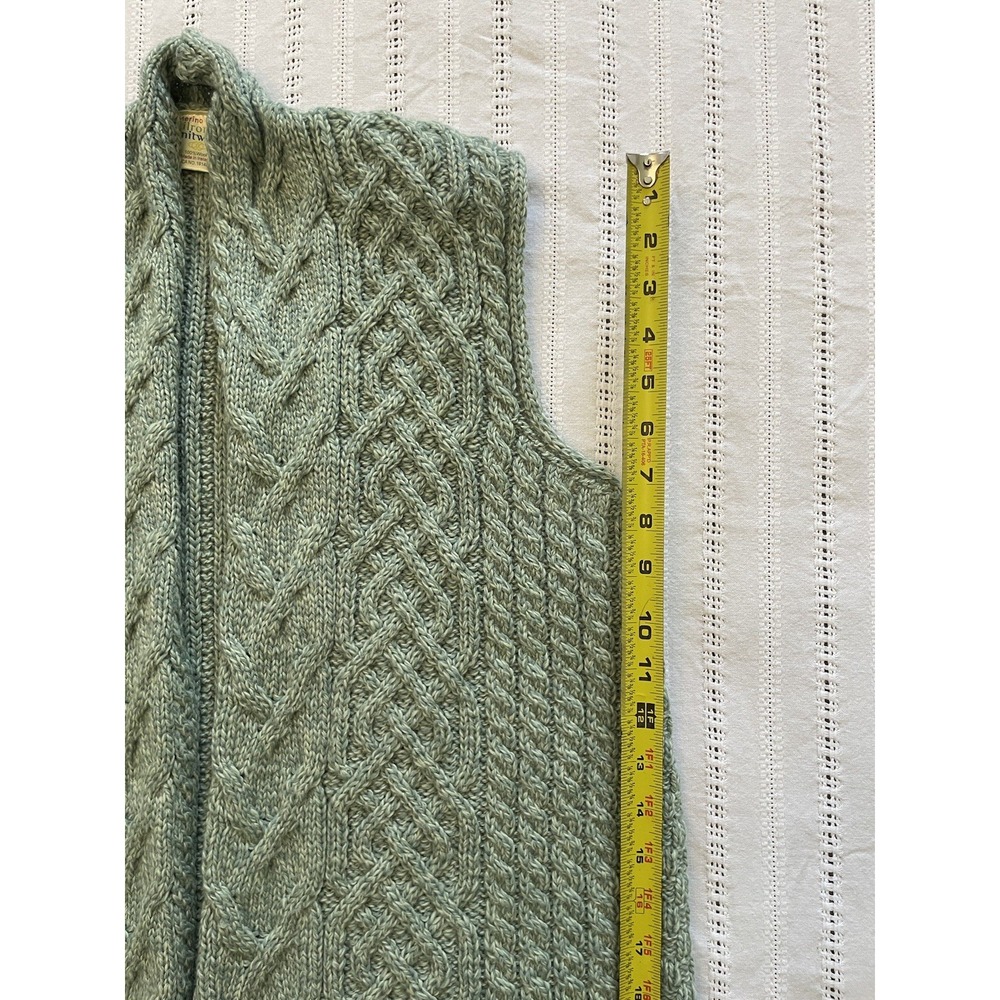 Kilronan Wool Sleeveless Cable Knit Fisherman Style Sage Sweatervest. Large. - Picture 9 of 9